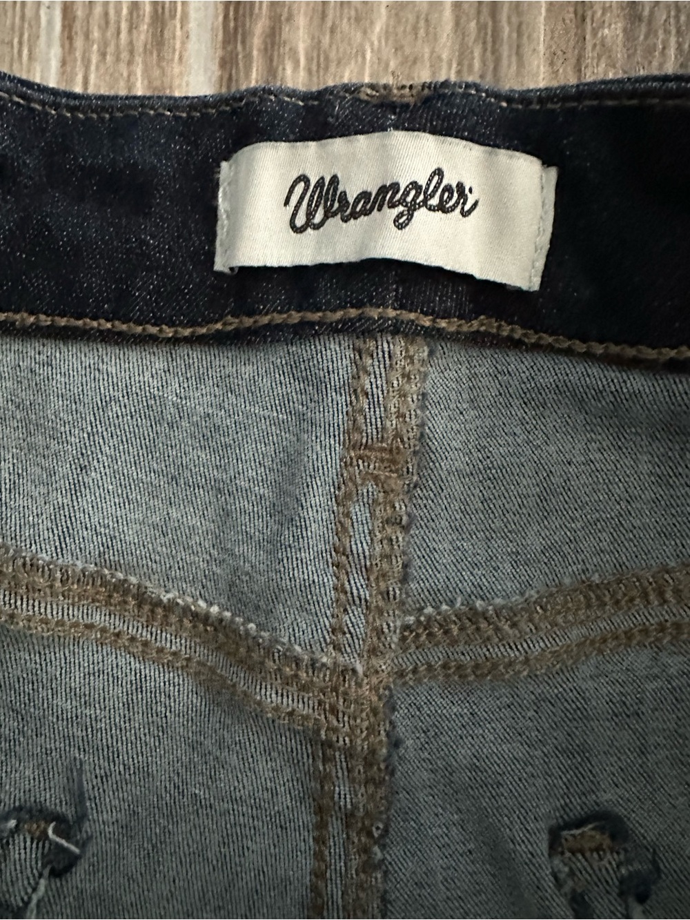 Wrangler Dark Indigo Flare Jeans - Picture 2 of 6